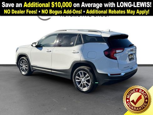 Used 2024 GMC Terrain SLT image 4