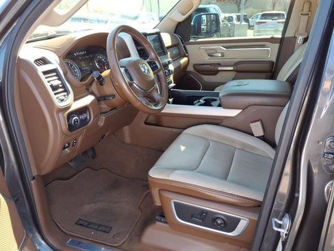 Used 2019 RAM 1500 Laramie image 10