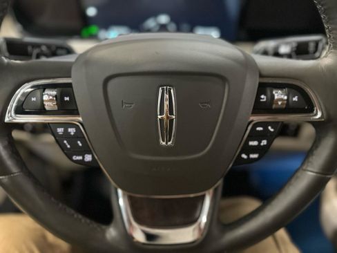 Used 2021 Lincoln Navigator L Reserve w/ Luxury Package image 22