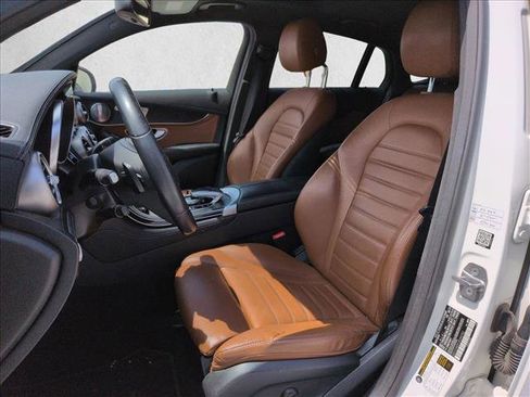 Used 2018 Mercedes-Benz GLC 300 4MATIC Coupe image 12