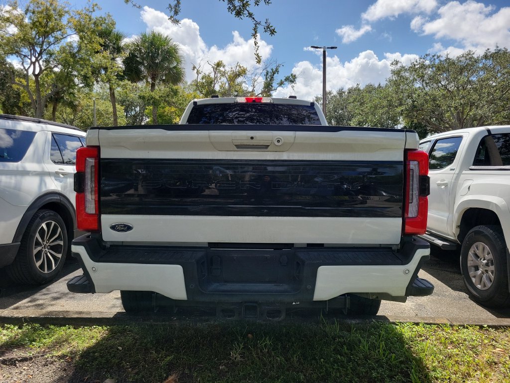 Used 2026 Ford F250 Platinum AWD/4WD image 5