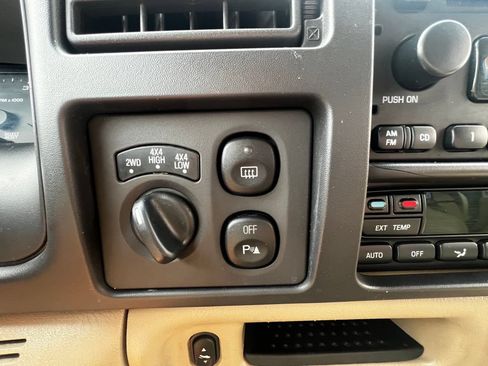 Used 2005 Ford Excursion Limited AWD/4WD image 8