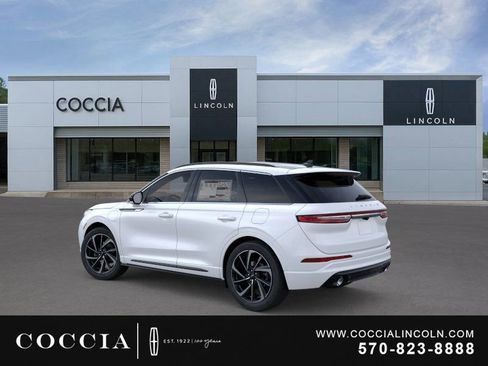 New 2026 Lincoln Corsair Grand Touring AWD/4WD image 4