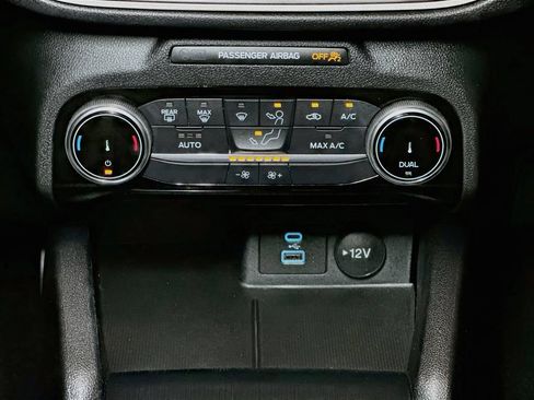 Certified 2022 Ford Escape SE AWD/4WD image 15