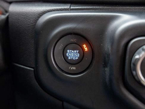 Used 2021 Jeep Wrangler Unlimited Sahara image 20