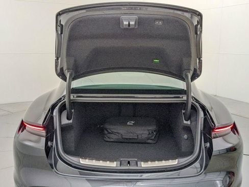 Used 2021 Porsche Taycan image 27