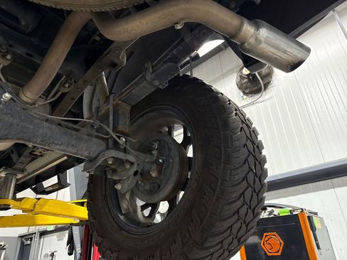 Used 2019 Toyota Tacoma TRD Sport image 30