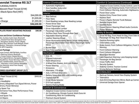 Used 2022 Chevrolet Traverse RS image 50