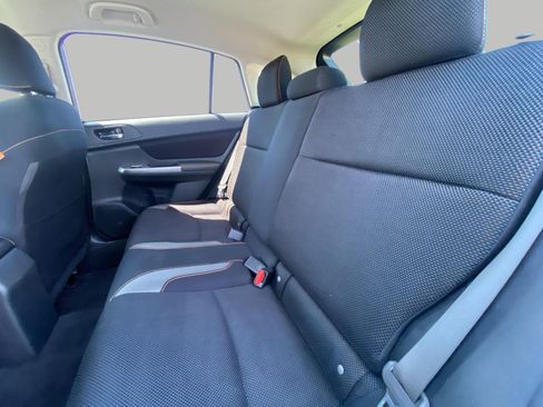 Used 2017 Subaru Crosstrek 2.0i Premium w/ Popular Package #1 AWD/4WD image 11