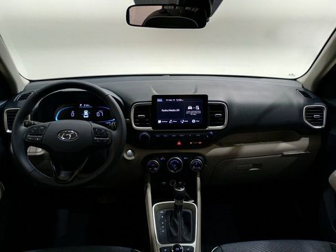New 2026 Hyundai Venue SEL image 16