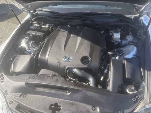 Used 2015 Lexus IS 250 image 31