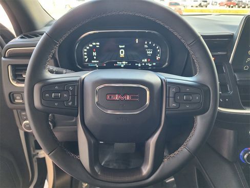 Used 2023 GMC Yukon AT4 image 20