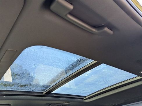 New 2026 Chevrolet Suburban High Country image 15