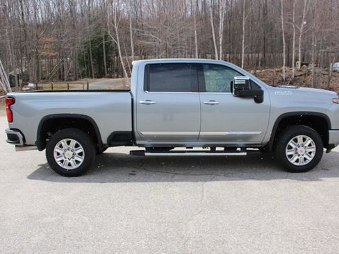 Used 2024 Chevrolet Silverado 3500 High Country w/ High Country Premium Package AWD/4WD image 55