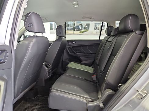 Certified 2023 Volkswagen Tiguan SE FWD image 13