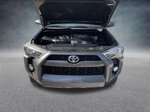 Used 2017 Toyota 4Runner SR5 image 20