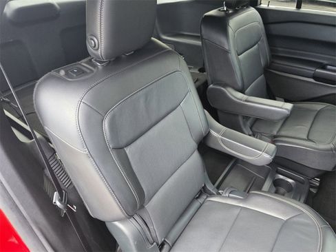 Used 2020 Ford Explorer Limited image 34