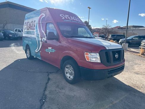 Used 2017 Nissan NV 2500 SV image 3