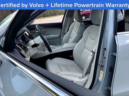 Used 2025 Volvo XC90 B6 Ultra w/ Protection Package image 31