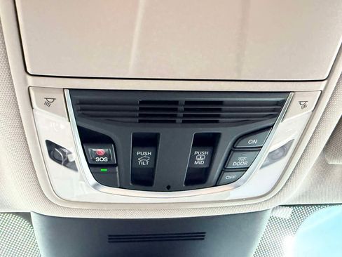 Used 2026 Acura MDX SH-AWD image 31