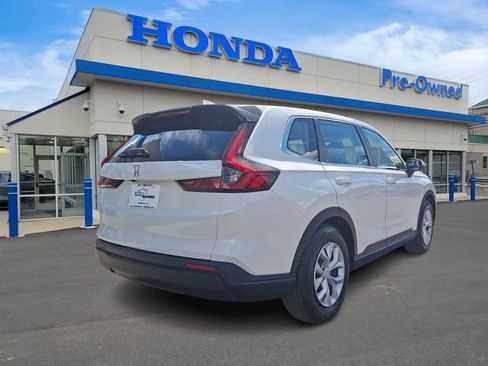 Used 2024 Honda CR-V LX image 4