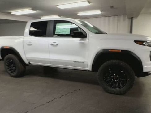 New 2026 GMC Canyon Elevation w/ Convenience Package AWD/4WD image 2