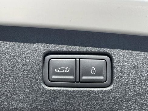 Used 2026 Genesis GV70 3.5T Sport Advanced image 15