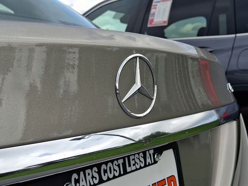 Used 2019 Mercedes-Benz C 300 4MATIC Sedan image 29