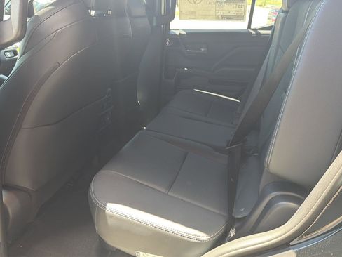 New 2026 Toyota 4Runner Limited AWD/4WD image 9