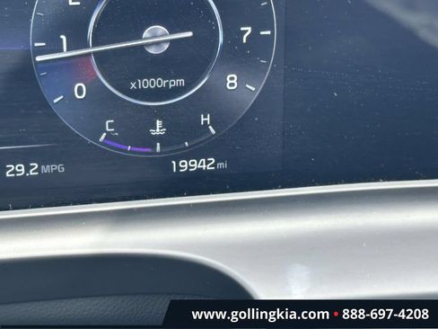 Certified 2024 Kia Seltos EX FWD image 19