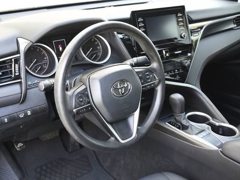 Used 2023 Toyota Camry LE image 20
