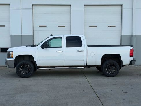 Used 2007 Chevrolet Silverado 2500 LTZ w/ Safety Package image 2