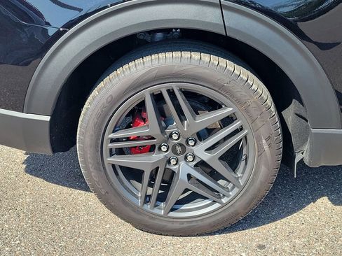 Used 2026 Ford Explorer ST w/ Sun And Sound Package AWD/4WD image 5