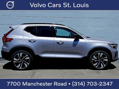 New 2026 Volvo XC40 B5 Plus w/ Climate Package image 1