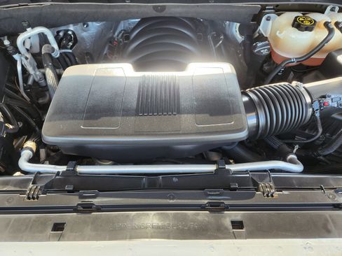 Used 2020 Chevrolet Silverado 1500 LT w/ Texas Edition RWD image 23