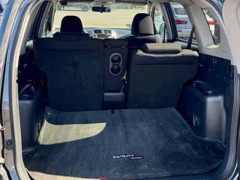 Used 2011 Toyota RAV4 Sport w/ Sport Appearance Pkg image 7