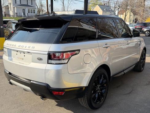 Used 2016 Land Rover Range Rover Sport HSE image 5