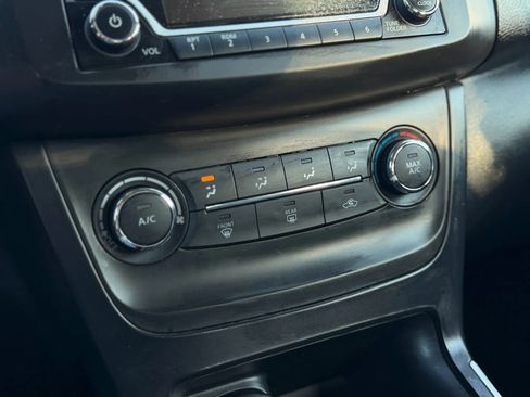 Used 2018 Nissan Sentra S image 22