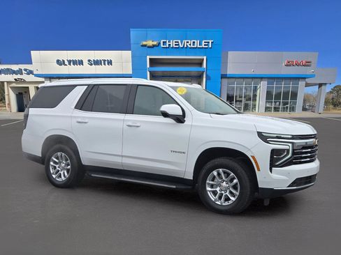 Used 2025 Chevrolet Tahoe LT w/ Comfort Package image 5