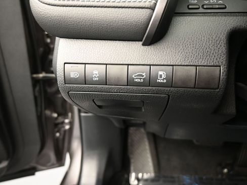 Used 2021 Toyota Camry XSE image 31