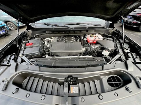 New 2025 GMC Yukon XL Denali w/ Sun & Power Step Package image 24