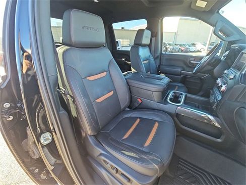Used 2022 GMC Sierra 2500 AT4 w/ Snow Plow Prep/Camper Package image 15