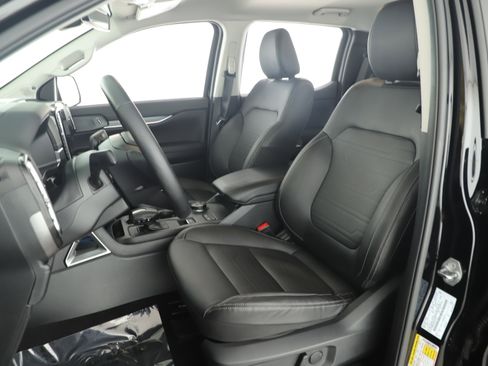 Certified 2024 Ford Ranger Lariat w/ Advanced Towing Package image 11