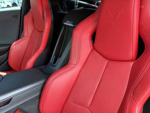 Used 2024 Chevrolet Corvette Z06 RWD image 19