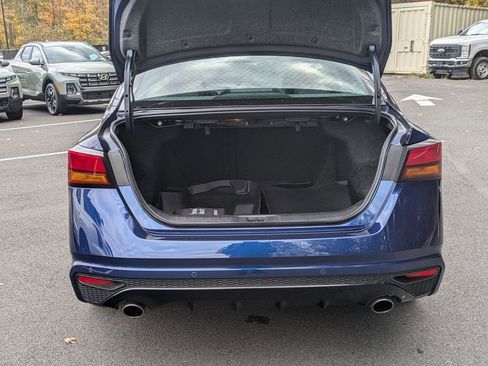 Used 2024 Nissan Altima 2.5 SR w/ SR Premium Package image 23