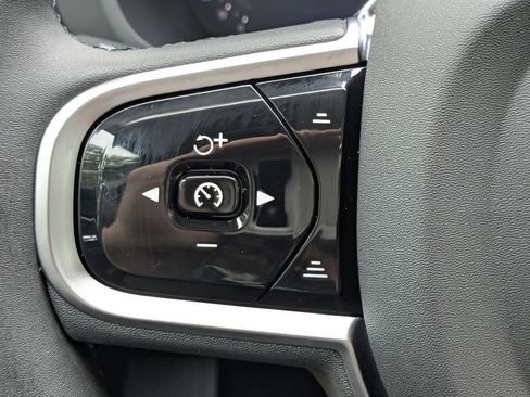 New 2026 Volvo XC60 B5 Core AWD/4WD image 25