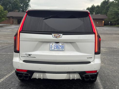 Used 2023 Cadillac Escalade V AWD/4WD image 5