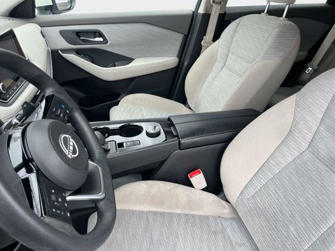 Certified 2023 Nissan Rogue SV image 21