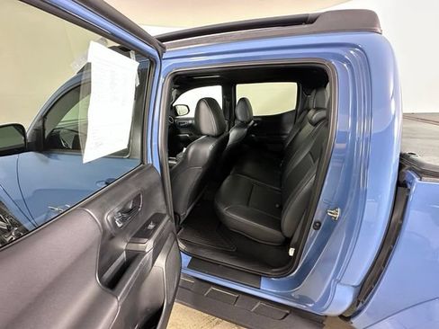 Used 2019 Toyota Tacoma TRD Sport AWD/4WD image 14