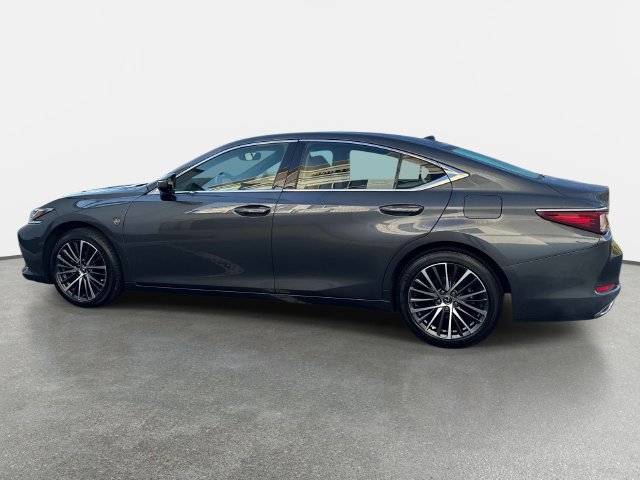 Used 2025 Lexus ES 350 w/ Premium Package FWD image 3